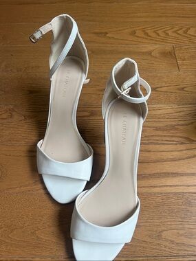 le chateau White Open-Toe Ankle-Strap Heels